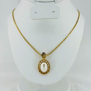 Cabochon Faux Pearl w/ CZ Filigree Design Pendant Gold Plated Chain Necklace 17"